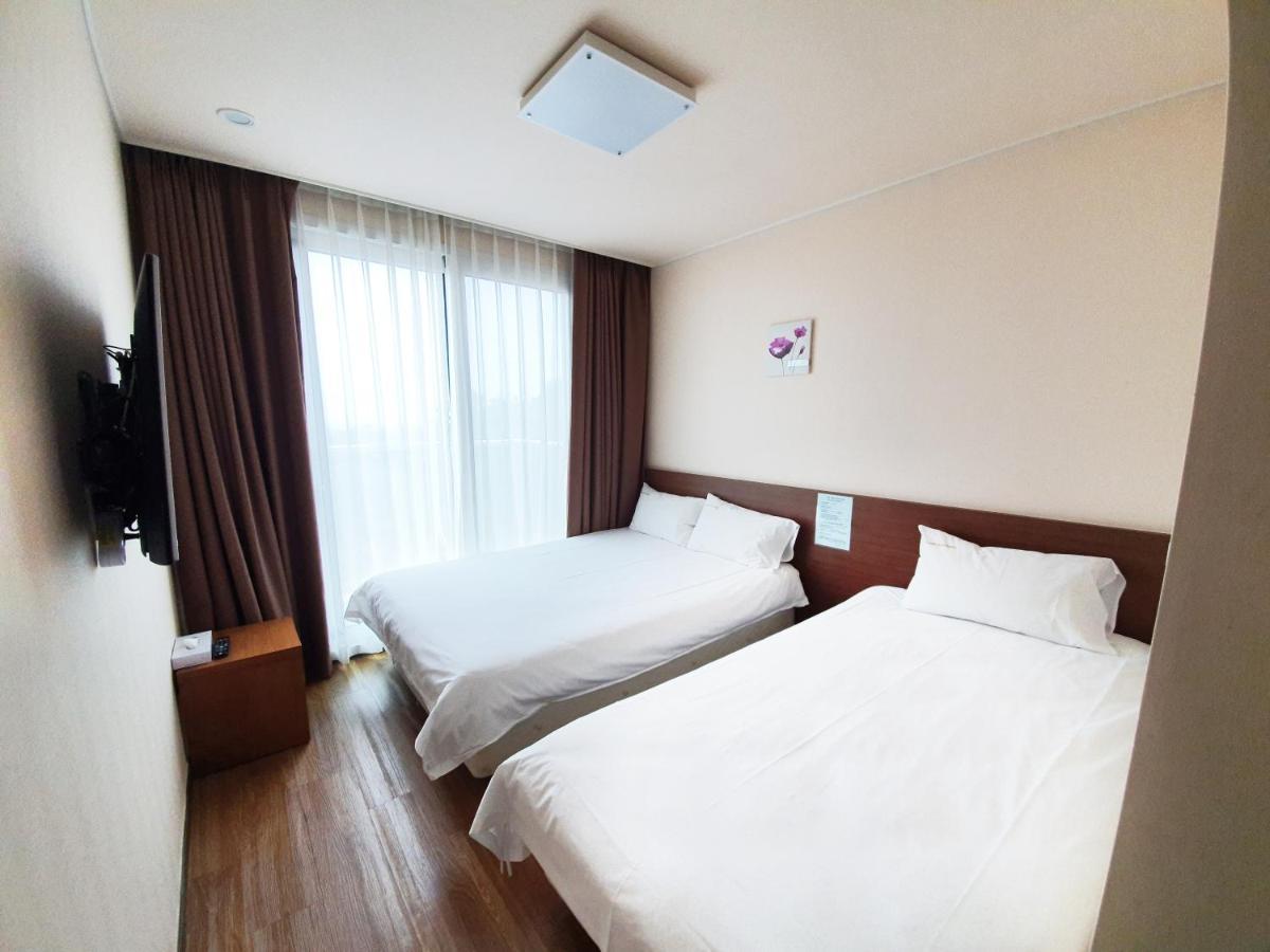 Jeju Jungmun Ocean Blue Hotel Seogwipo Extérieur photo